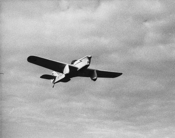 g-adgp miles hawk speed six luis fontes 0290-0013